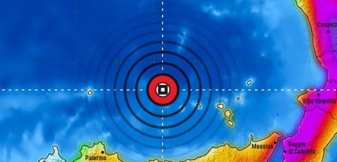 forte terremoto nel tirreno 50 sciame sismico in corso scuole evacuate a monreale da Monrealelive.it forte terremoto nel tirreno 50 sciame sismico in corso scuole evacuate a monreale